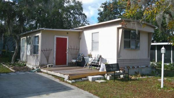 Photo 1 of 2 of home located at 1338 Margaret Avenue Lot #M1338 Leesburg, FL 34748