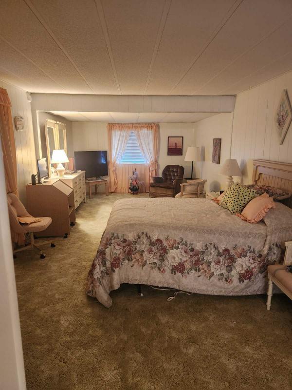 1974 BROA HS Mobile Home