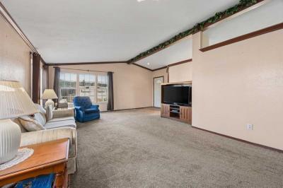 Photo 5 of 19 of home located at 10718 62nd Street Ct. E. Puyallup, WA 98372