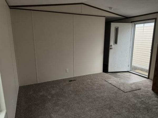 Photo 1 of 2 of home located at Alabama Mobile Home Brokers L 31888 State Highway 75 Oneonta, AL 35121