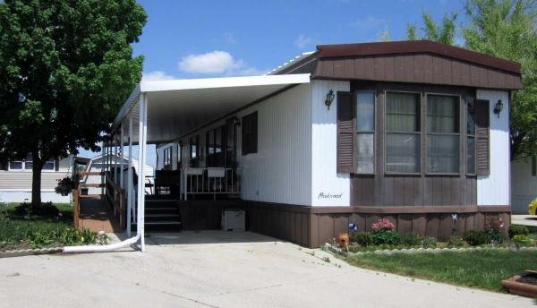 1989 Parkwood Mobile Home For Sale