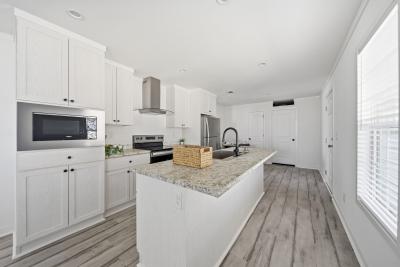 Photo 2 of 21 of home located at 3000 Us Hwy 17/92 W Lot #564 Haines City, FL 33844