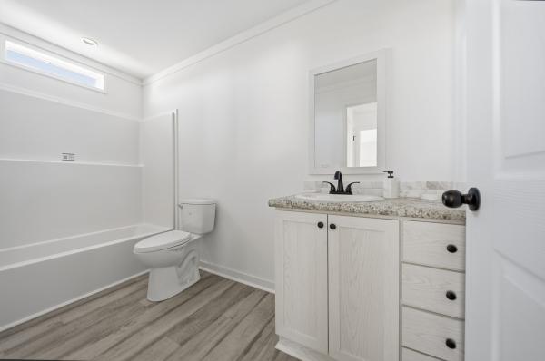 2025 Champion CH2450H32G01 Mobile Home