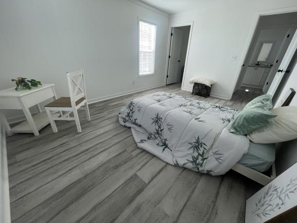 2025 Champion CH2450H32G01 Mobile Home