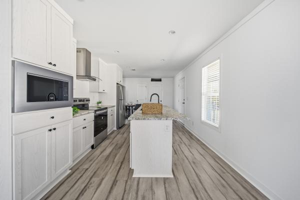 2025 Champion CH2450H32G01 Mobile Home