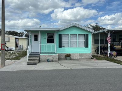 Mobile Home at 37529 Daybright Lane Zephyrhills, FL 33541