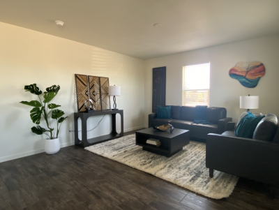 Photo 2 of 11 of home located at 1110 North Henness Rd 2213 Casa Grande, AZ 85122