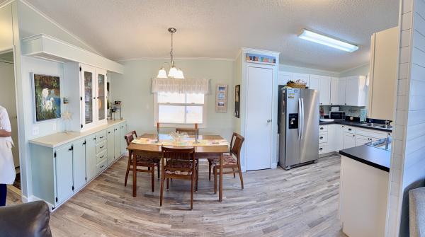 1986 Palm Harbor PH09222A/B Mobile Home