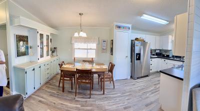 Photo 5 of 12 of home located at 6007 Heritage Drive Groveland, FL 34736