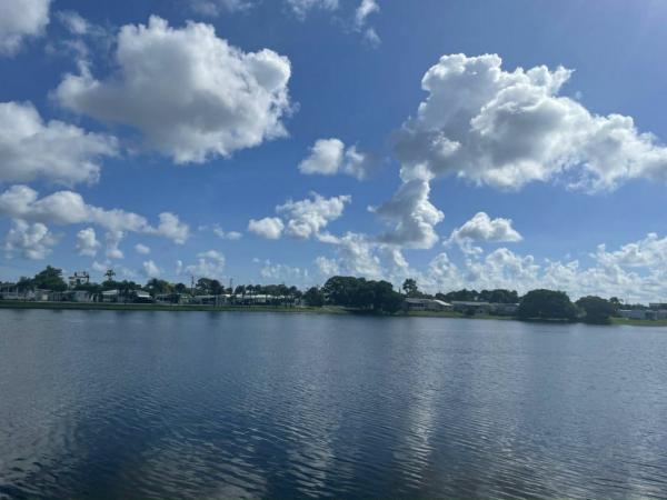 2026 Champion - Lake City LaBelle Mobile Home