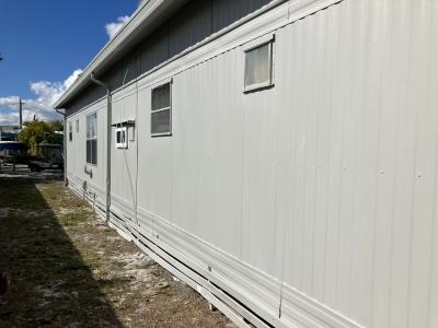 Photo 4 of 13 of home located at 13 Charles Drive E. Winter Haven, FL 33880