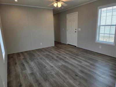 Photo 3 of 7 of home located at 272 W Glengarry Ct Highland, MI 48357