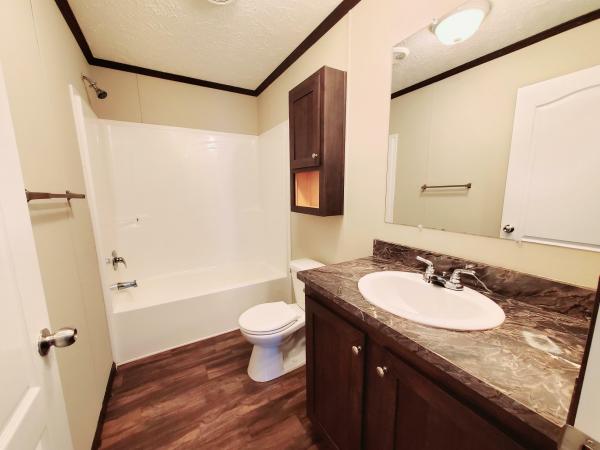 2017 Clayton Homes Inc Classic Mobile Home