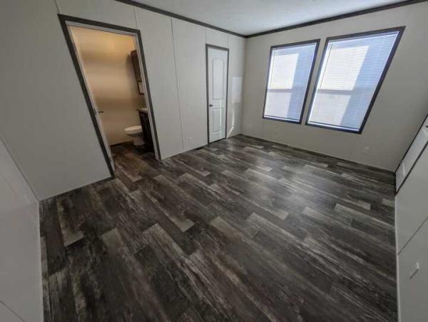 2021 Clayton - Wakarusa Mobile Home