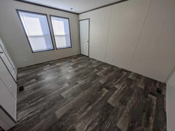 2021 Clayton - Wakarusa Mobile Home