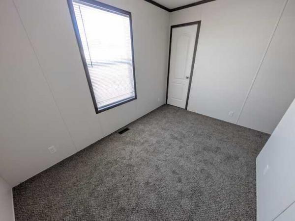 2021 Clayton - Wakarusa Mobile Home