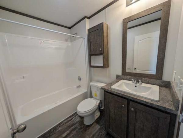 2021 Clayton - Wakarusa Mobile Home