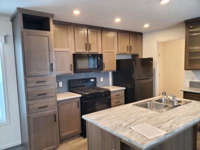 Photo 2 of 9 of home located at 7033 Carson Dr Romulus, MI 48174