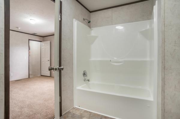 2016 Clayton Homes Inc Classic Mobile Home