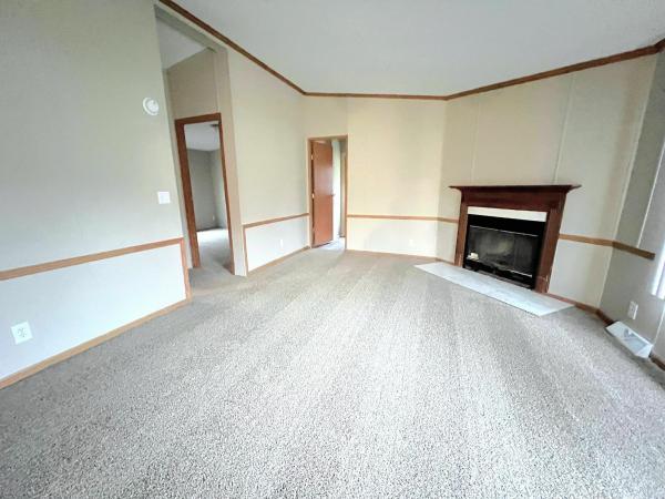 1996 Commodore Nova Mobile Home