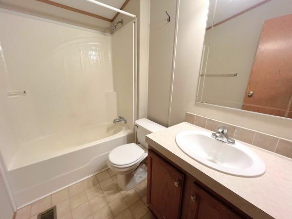 1996 Commodore Nova Mobile Home