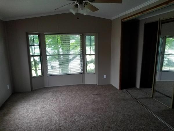 1989 Fairmont Homes Encore Mobile Home