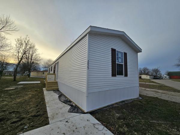 Photo 1 of 2 of home located at 2825 Sakey Drive Lot 507 Saginaw, MI 48601