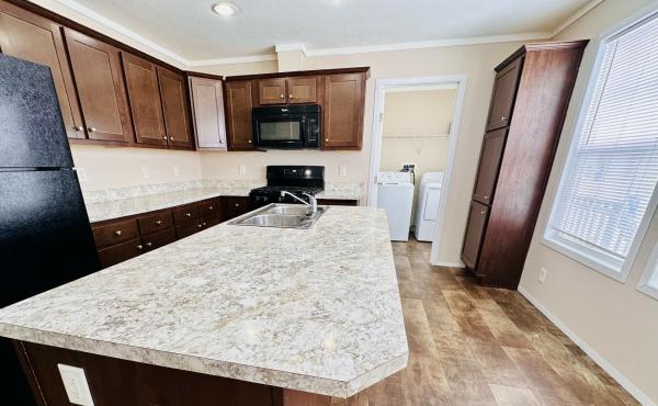 2015 Clayton 81SUN28564 Mobile Home