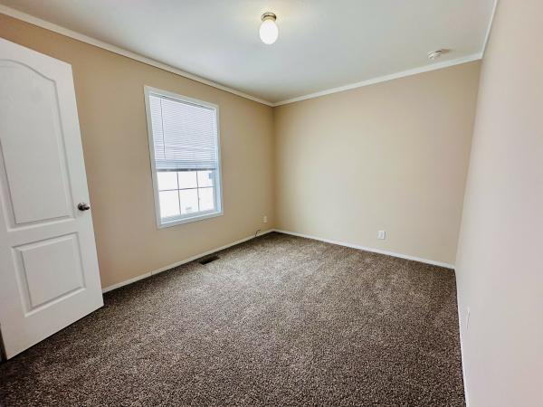 2015 Clayton 81SUN28564 Mobile Home