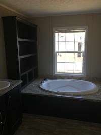 2018 Clayton Homes Inc Yes Mobile Home