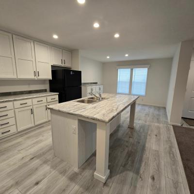 Mobile Home at 131 Applewood Ln. Lot B129 Columbus, MI 48063