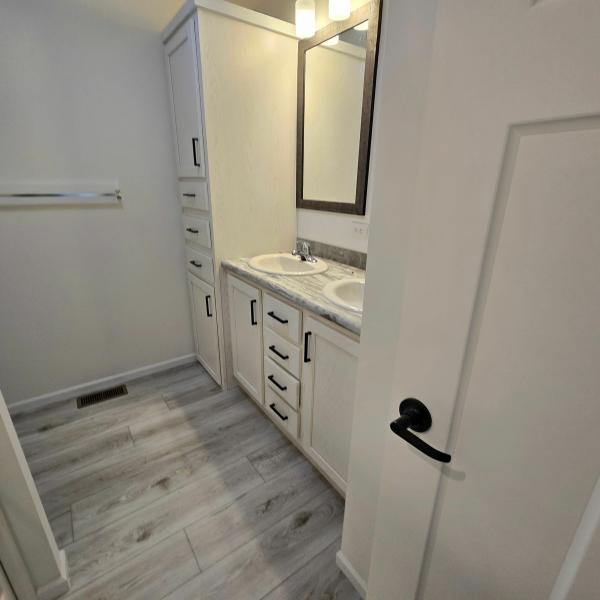 2025 Champion Dutch Aspire Mobile Home