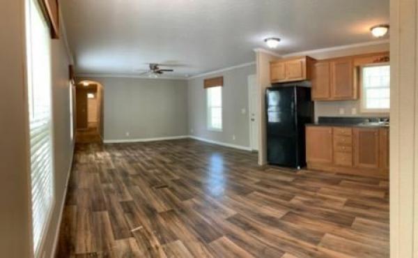 2018 Clayton Homes Inc Yes Mobile Home