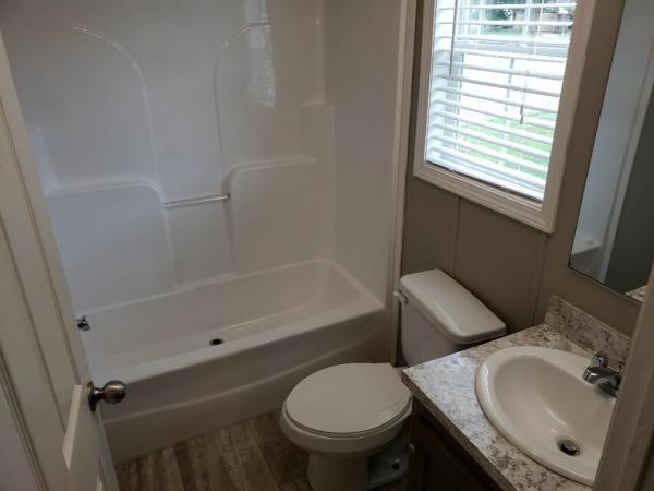 2018 Clayton Homes Inc Yes Mobile Home