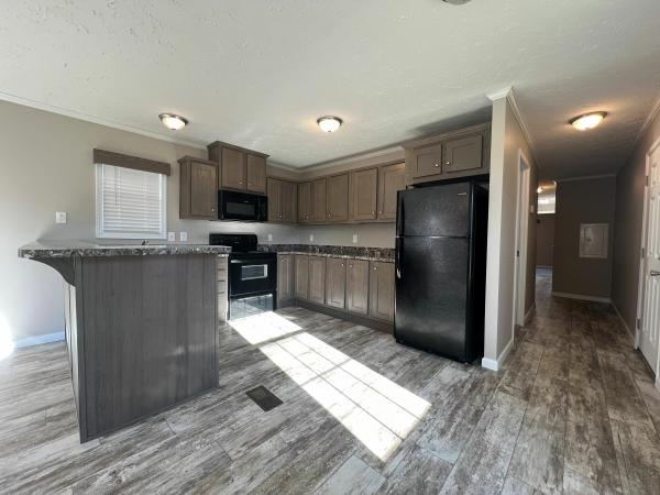 2018 Clayton Homes Inc Yes Mobile Home