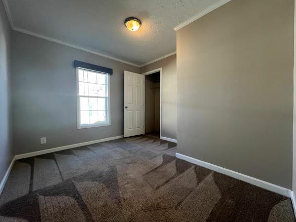 2018 Clayton Homes Inc Yes Mobile Home