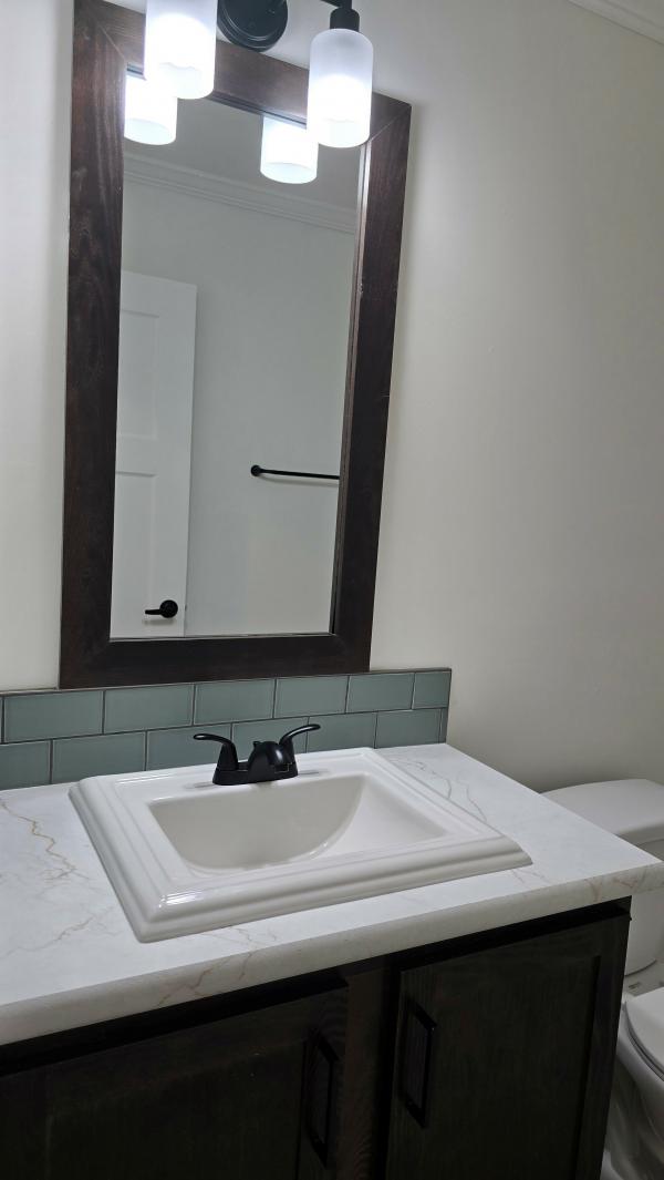 2026 Skyline 211 2LN674  Home