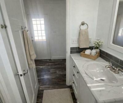 Photo 5 of 25 of home located at 40 Betty Dr Lake Placid, FL 33852