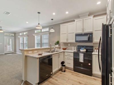 Photo 4 of 10 of home located at 407Maple Dr SW Labelle, FL 33935