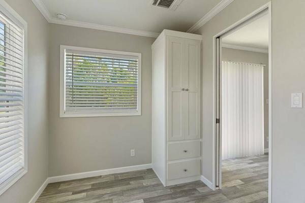 2023 360HK12422A  Home