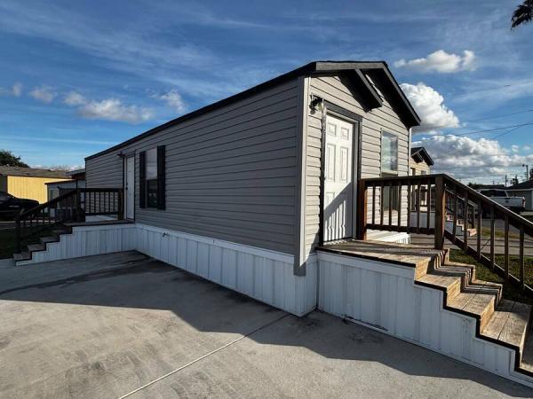 2022  Mobile Home For Sale