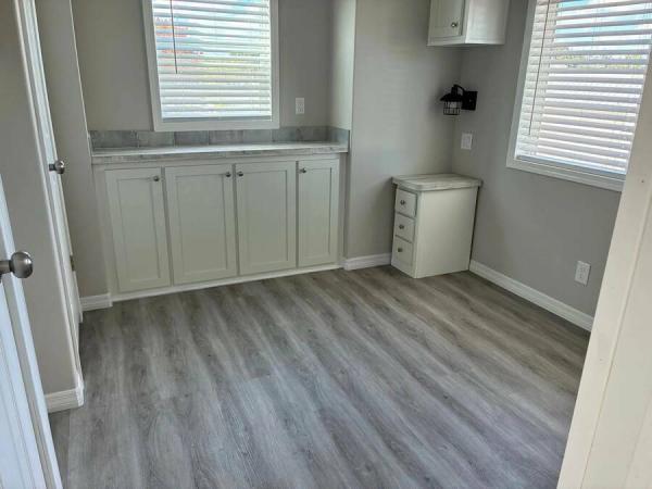 2023 360HK12422A  Home