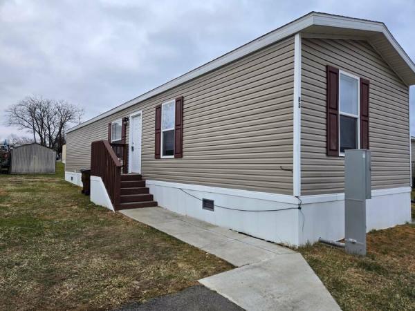 2022 RFN16649BFC1  Home