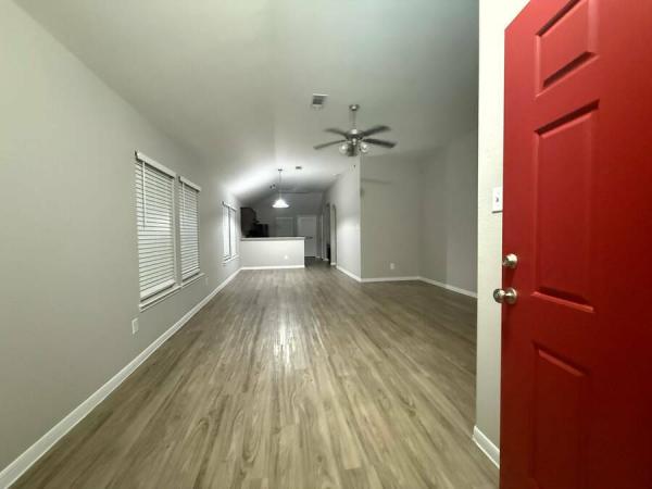 2004  Mobile Home For Sale