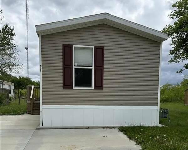 2021 RFN1664 9BFC1  Home