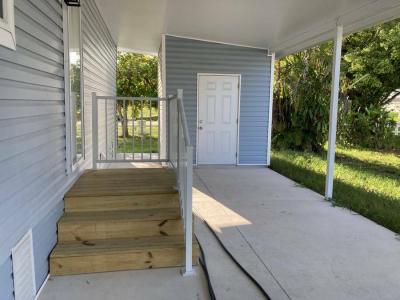 Photo 2 of 29 of home located at 1455 90th Ave Lot 172 Vero Beach, FL 32966