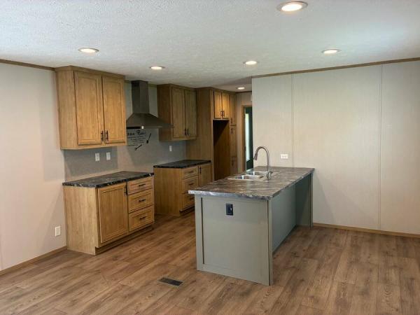 2022 30CEJ16663AH22  Home