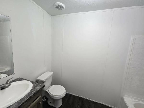 2019 22BRX16361AH19  Home