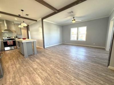 Photo 4 of 19 of home located at 9202 49th Terrace N Saint Petersburg, FL 33708