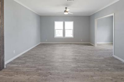 Photo 5 of 19 of home located at 9202 49th Terrace N Saint Petersburg, FL 33708